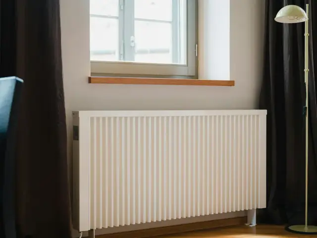Duvara monte panel petek radyatör
